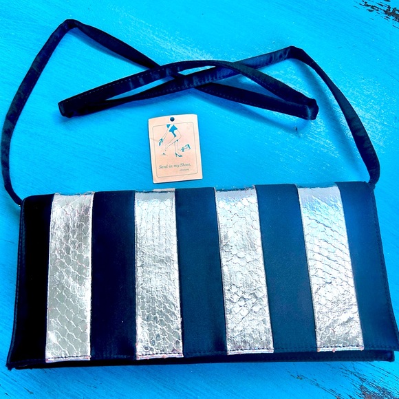 💥NWT💥Frenchy of California by Robert Ferenc Snakeskin & Satin Vintage Clutch💥 - Picture 3 of 12